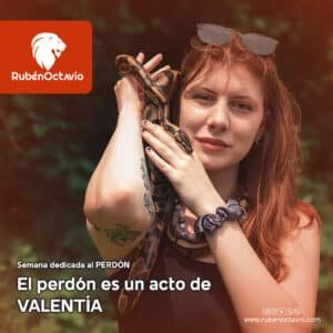 Reflexión sobre el perdón como un acto de valentía y liberación emocional.