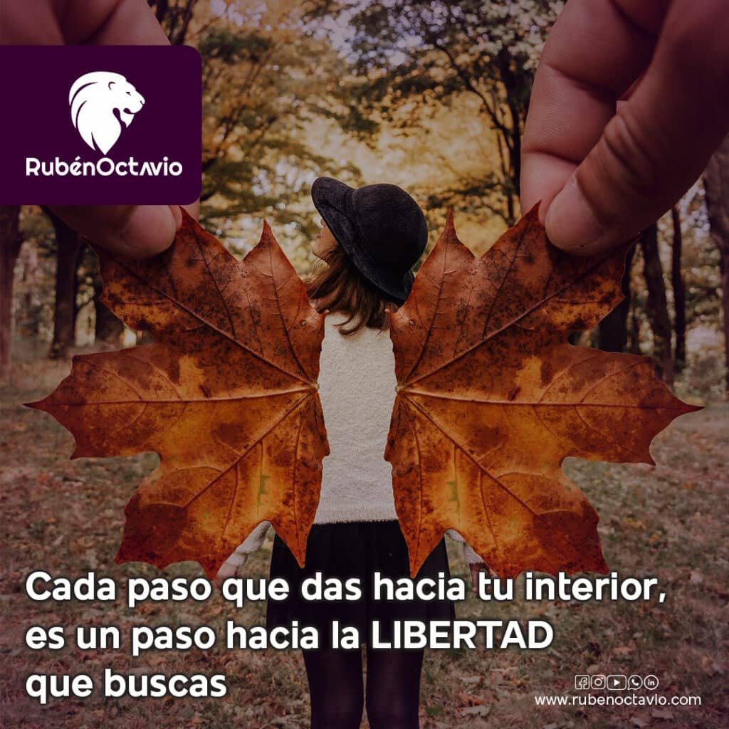Persona con hojas simulando alas simbolizando libertad interior y crecimiento personal.